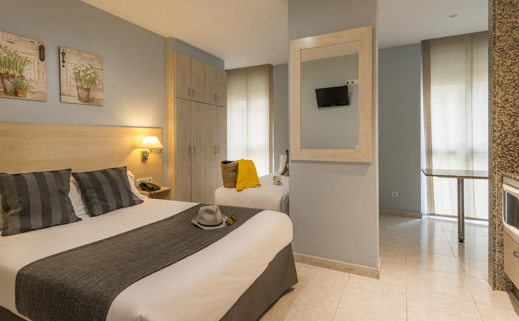 Alexandra Aparthotel Benstarhotelgroup Tarragona Rom bilde